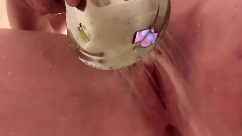 DM me if you can make my pussy quiver like this
