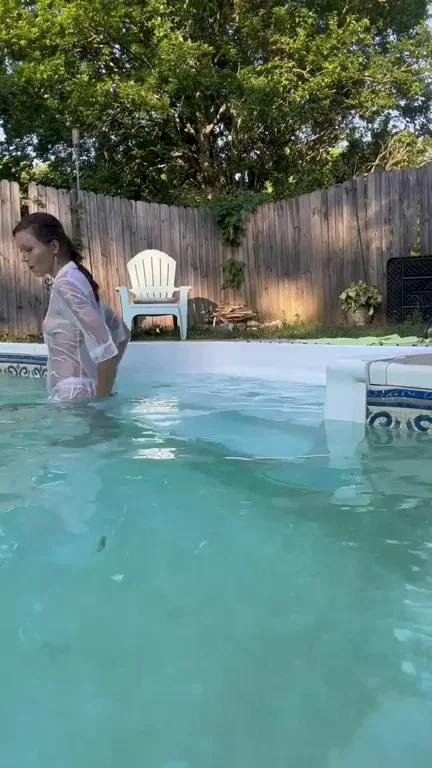 Soak My Tits & Get Wet with This Slutty MILF! 💦👙 No PPV BS