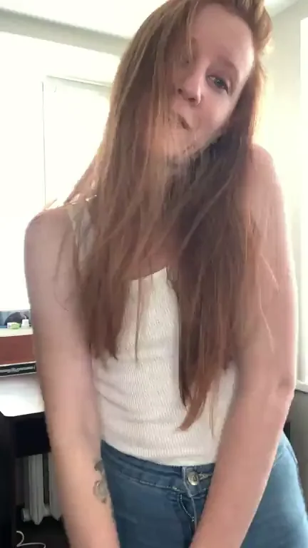 Am I Cute Enough to Make Your Cock Throb? 🔥😘