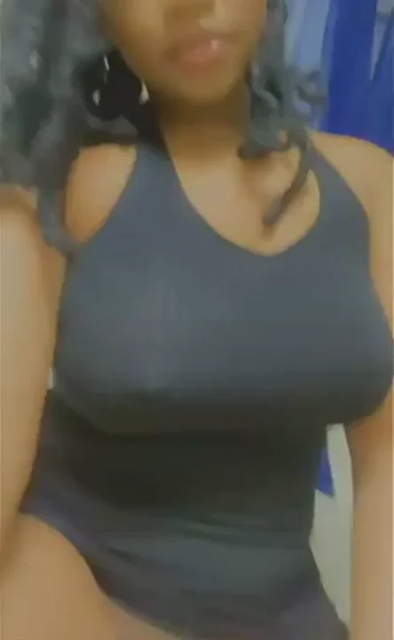 Thick Ebony Babe's Low-Key Tease in Tight Tank Top 😈🍑