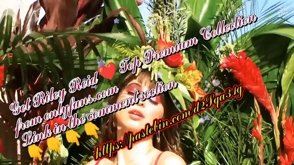Riley Reid's 🌺 Hula Strip Tease & Nude Pussy Reveal 🔥🍑