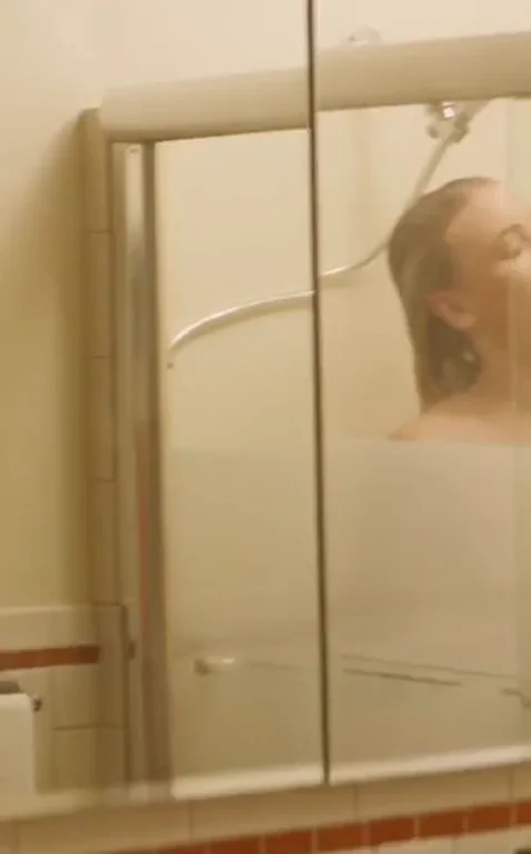 An überseductive Yvonne Strahovski ramps up the plot of 'Manhattan Night'
