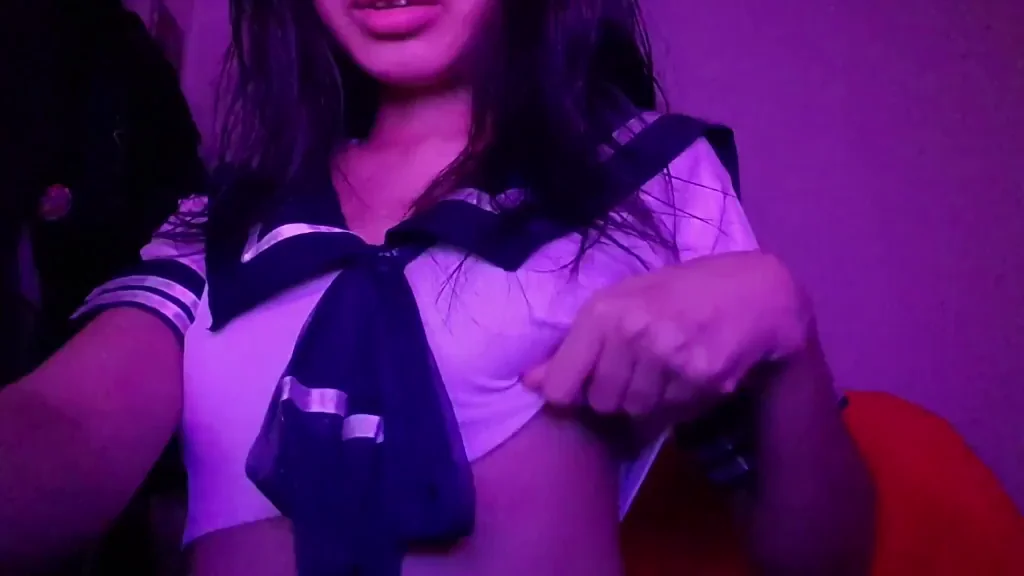 Hope this works. First titty drop