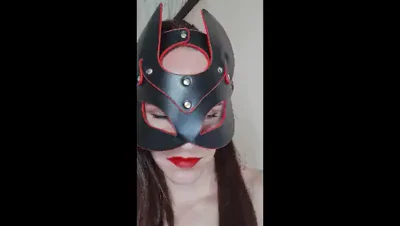 😈 Home Alone Real Mom Unleashes Her Naughty Cat Mask Kink 🔥
