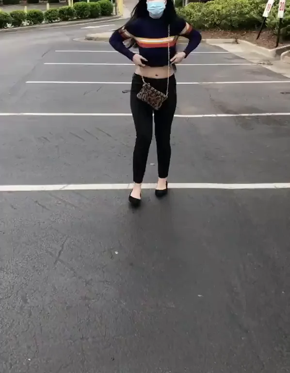 Do you like silly hyper girls with a high sex drive? ?