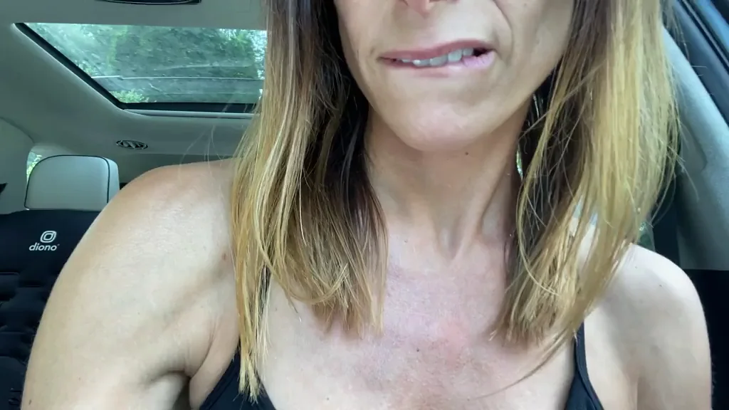 Mama’s up to no good in the pickup line again? 44 Female