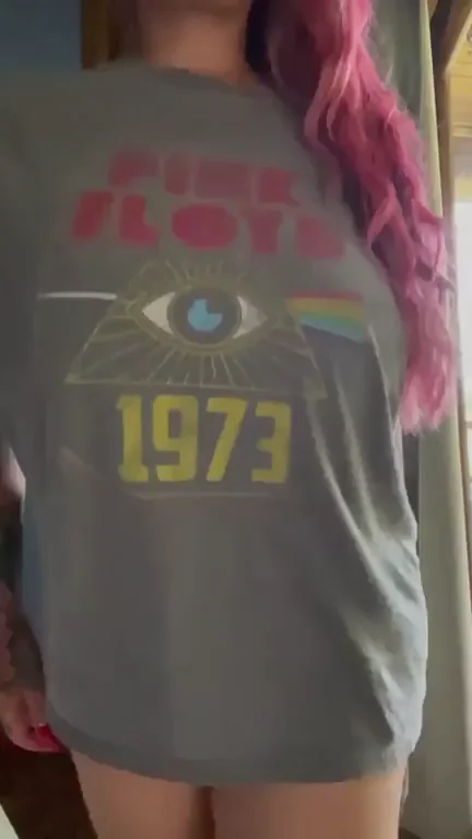 Would you rather watch my tits jiggle while you fuck me or see my ass bounce?