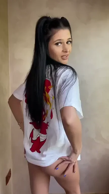 Are you into cute Asian girls?