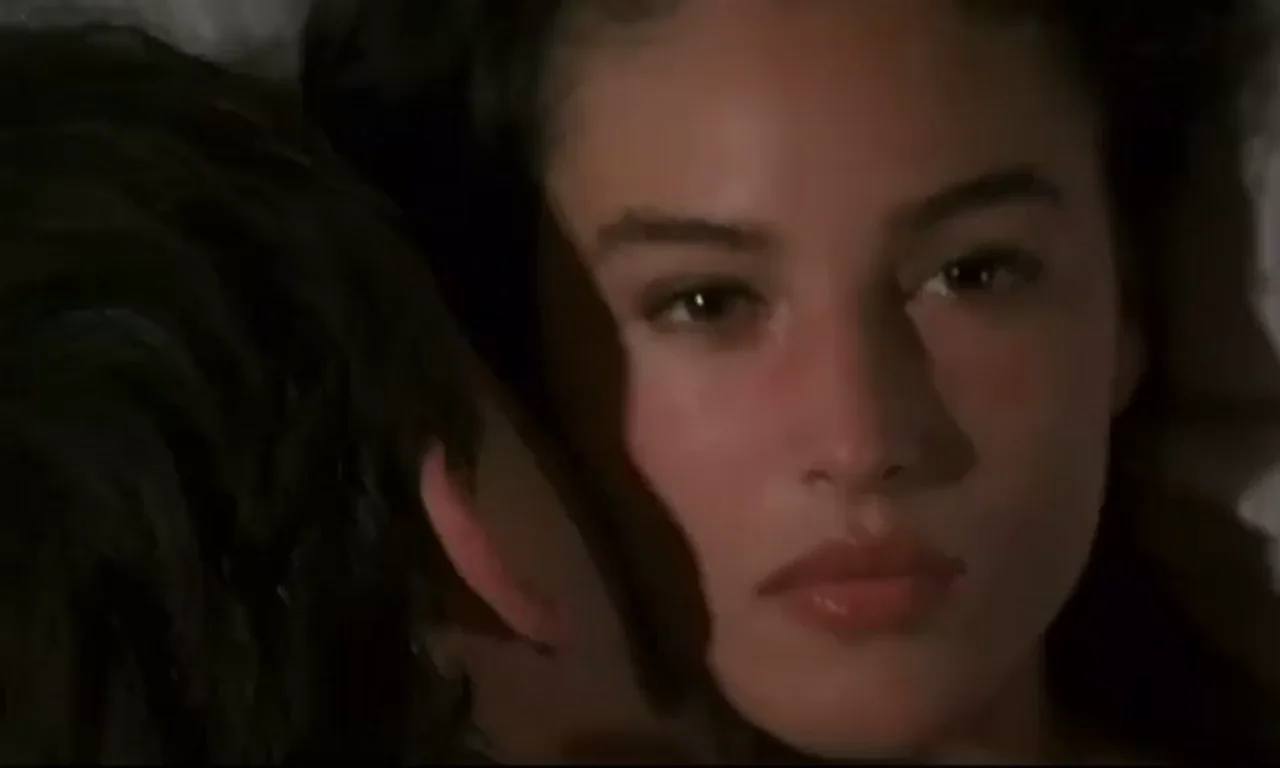 Monica Bellucci "La Riffa" (1991)