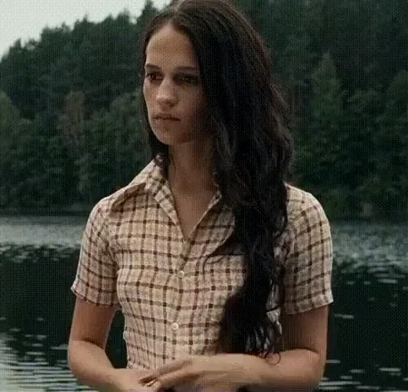 Alicia Vikander's Juicy Crown Jewels Tease 💎🍒🔥