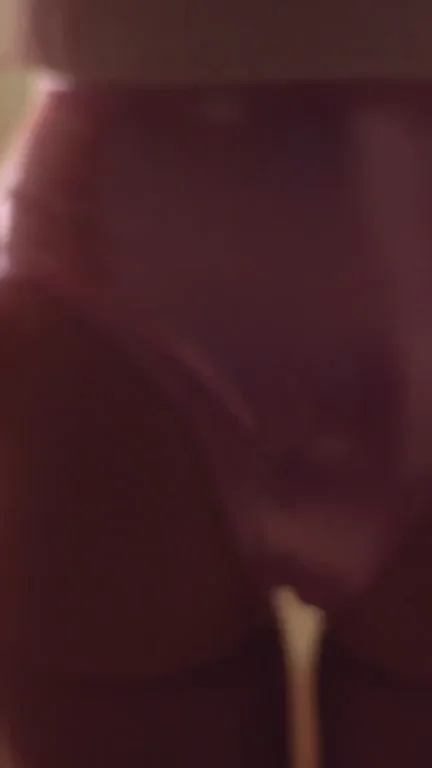 Paty Cantú's Juicy Celeb Booty Tease & Sultry Lip Suck