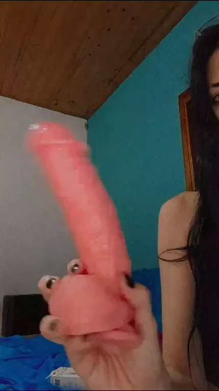I know you'd like this penis to be yours, to have it in my hands and give it a lot of pleasure and love... stroking it up and down and in circles... with a little lube and my own saliva 😁🤤