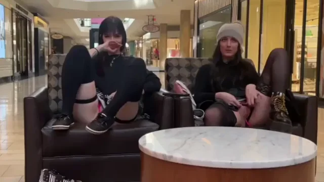 We stopped to play in the mall