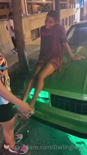 Middle of the street [gif]