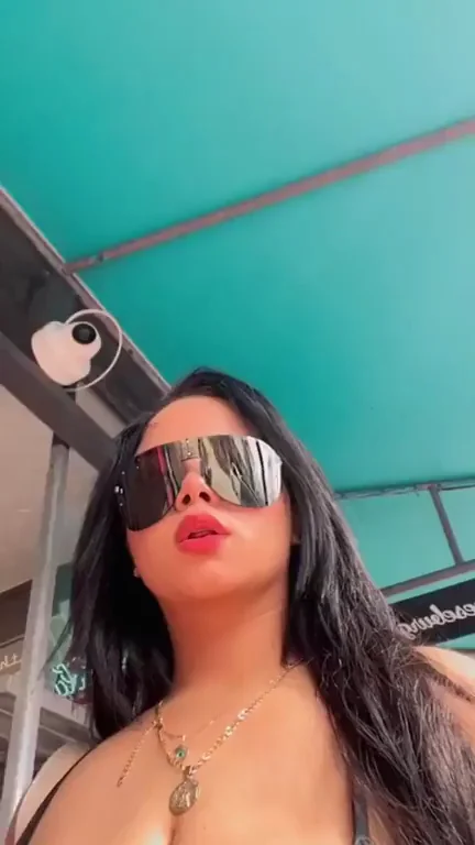Busty