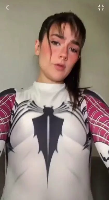 Let Me Be Your Spidergwen