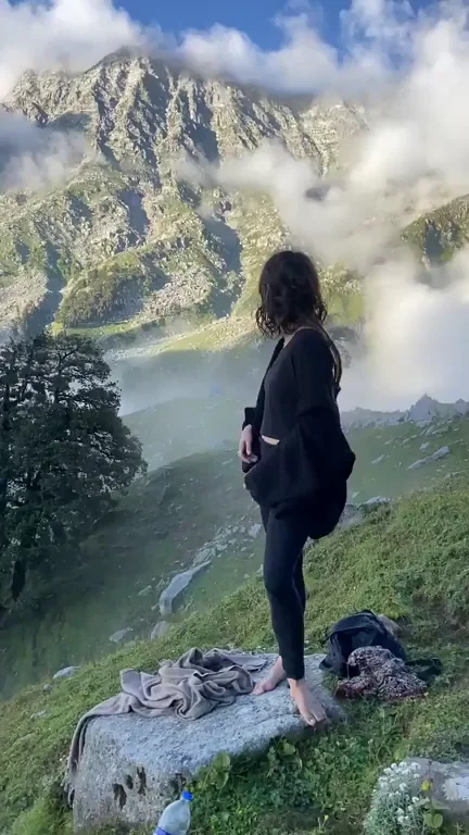 Happy Slut Flashes Tits in Mountain Paradise 🌄🍈🍈