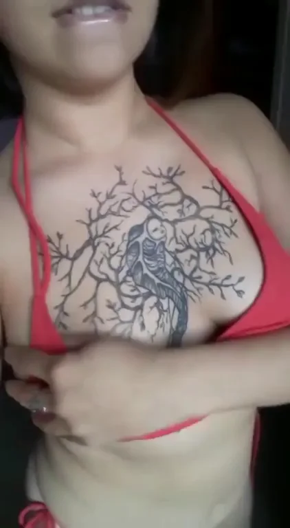 Naughty Lil Boobs Crave Your Big Hands 😈🍒