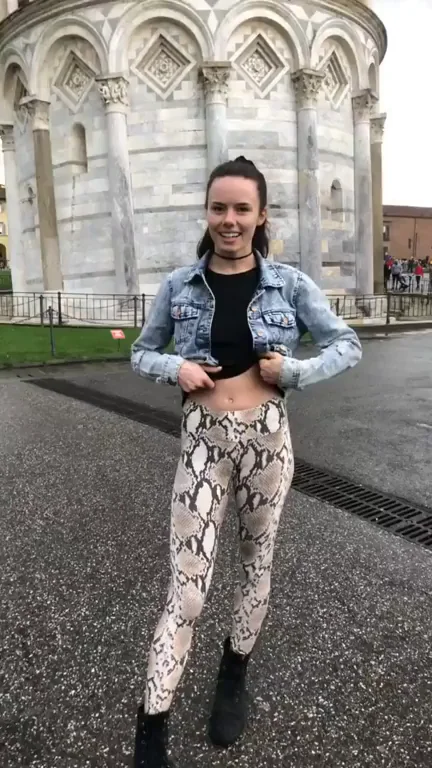 throwback flash ? leaning tower of titties [gif]