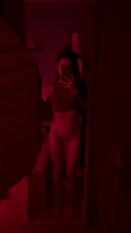 Flat Tummy Tease: Sexy Teen Ass Glow 🔥🍑