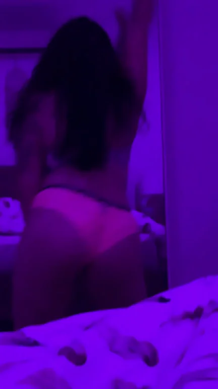 Festival Slut Cravin' That Rave Fuck Vibes 😈🍑💦