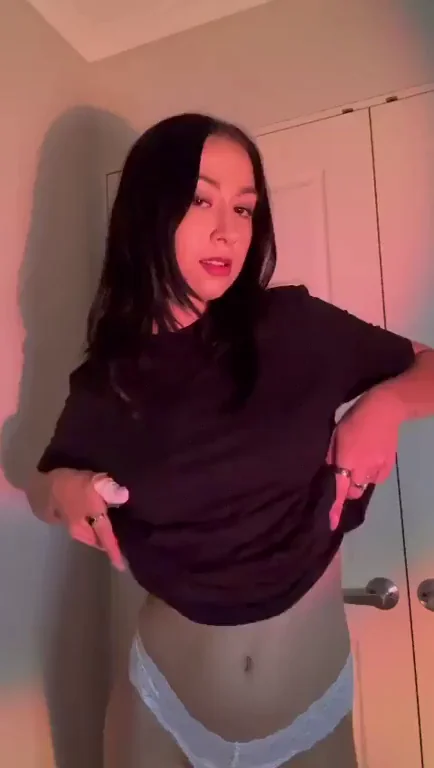 Just a petite Latina here