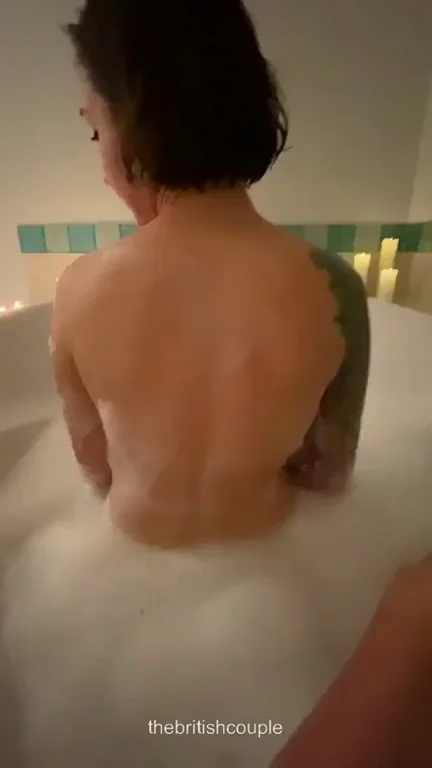 🛁 Bubble Bath Booty Thrill Ride [MF] 💦🍑