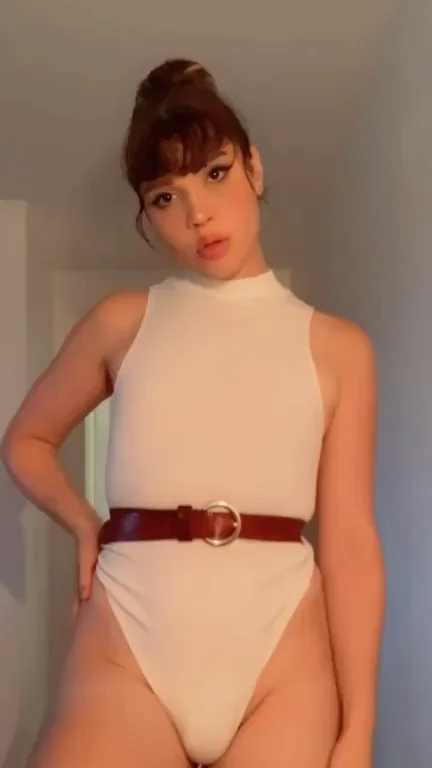 Am I cute enough to be a Bond girl? 😁ŽðŸ”«