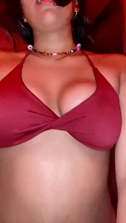 Amateur Slut Teases Her Massive Tits 😍🍈🍈