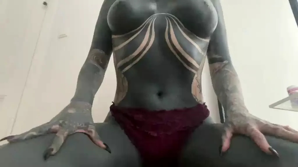 Help Rip Off My Panties, Big Tiddy Goth GF? 😈🔥