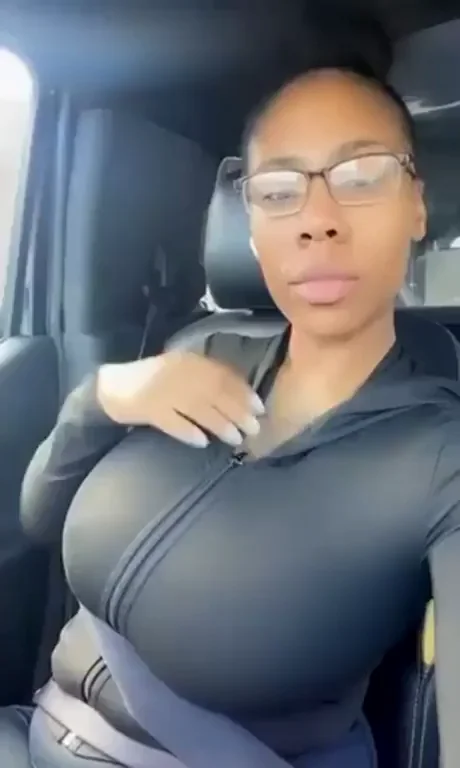 Tits like that urgh, got any link ?