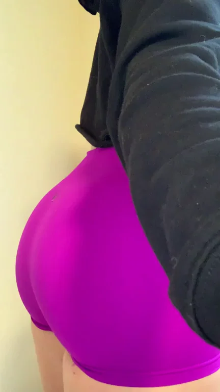 Like a titty reveal, but ass