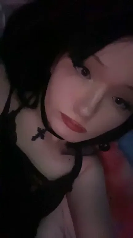 🍆 Begging You to Pound My Tight Hole While I Stroke This Big Trans Cock 😩💦