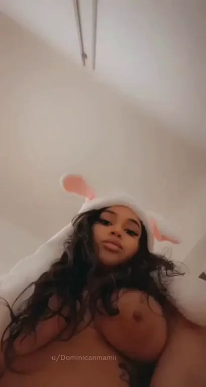 isnt my new hat so cute?