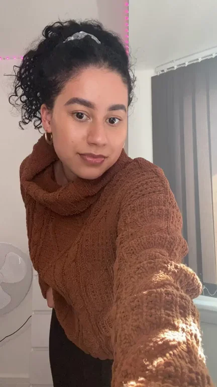 Thick Teen Bends Over in Red Thong, Proving She's a Booty Goddess 🍑🔥