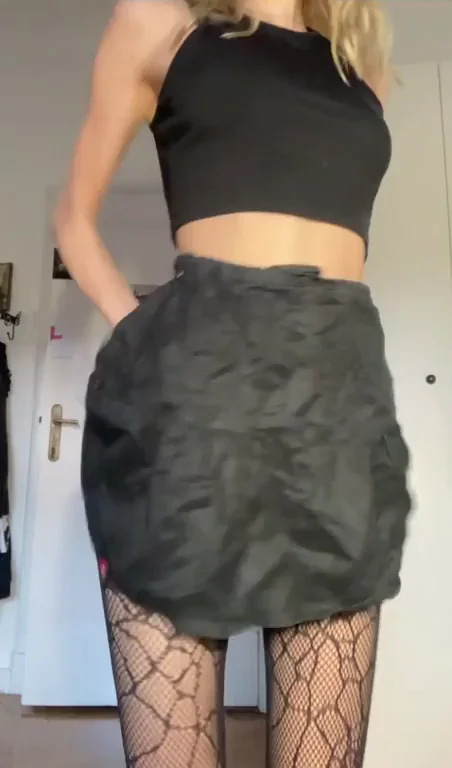 🍑 How Would You Ravish My Tight 2003 Slut Body? 🔥