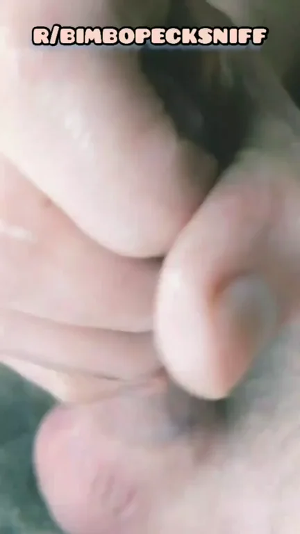 Bimbo Peck Sniff: Daily Cock Milking & Thick Cum Blast