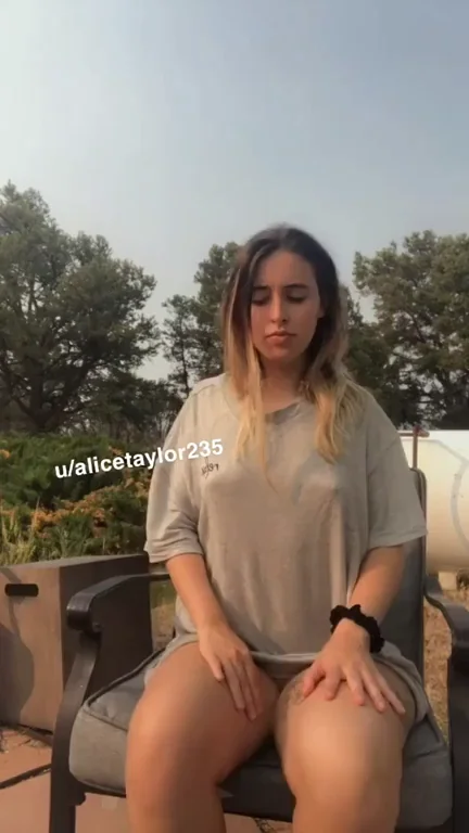 TikTok Slut's Outdoor Pussy Flash & Tease