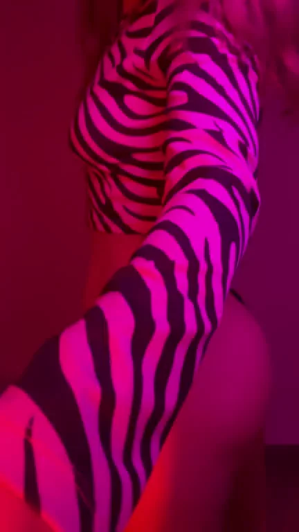 I need somebody who can take off my thong ðŸ”¥❤