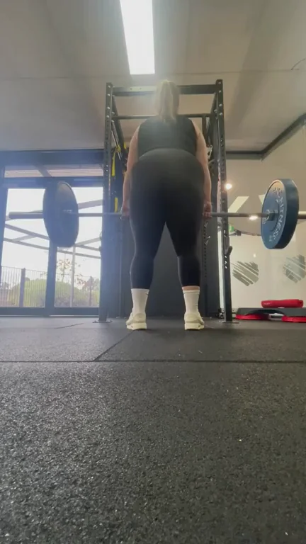 Working out that ass [f]