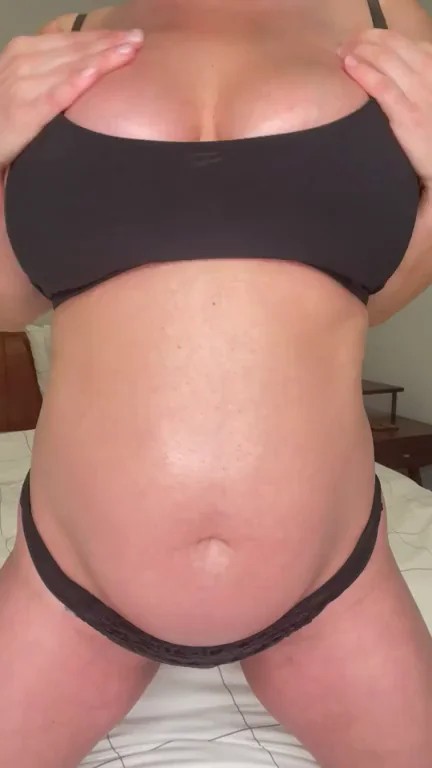 Do you like these swollen pregnant tits?