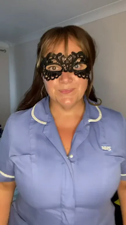An early shift this morning and I couldn't wait to get home and out of my uniform