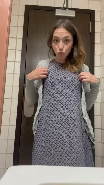Shaking my booty in the work bathroom [f]