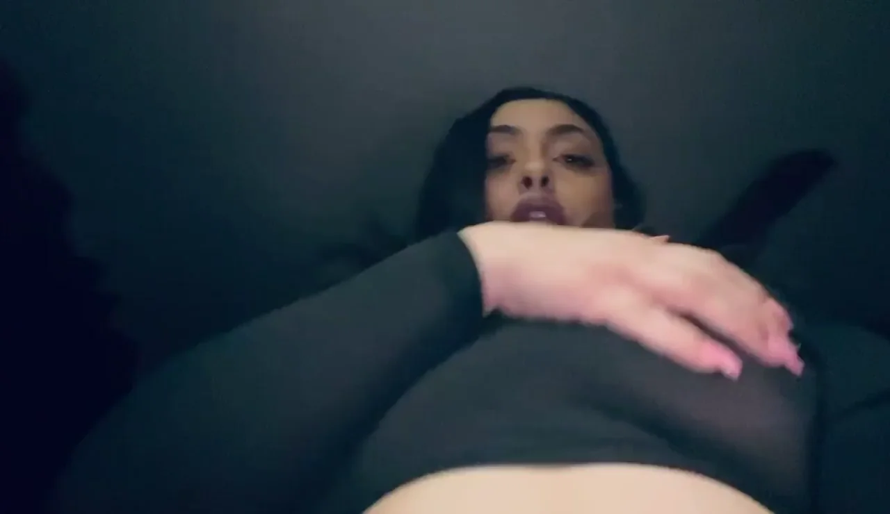 First time titty reveal on reddit