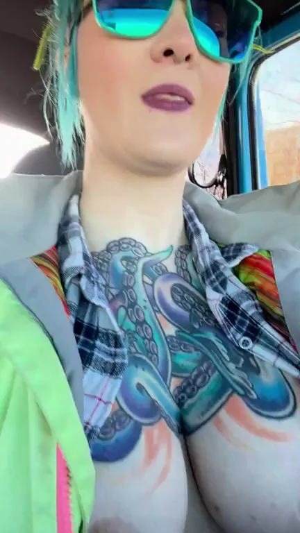 Hop in for a Ride with My Big Tiddy Goth GF? 😈🚗💦