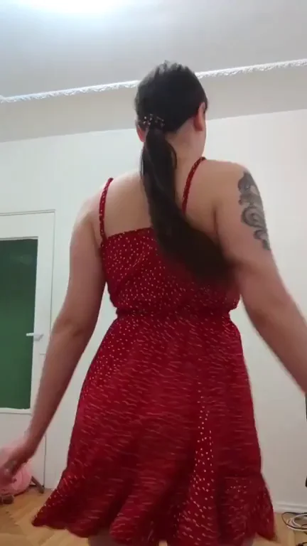Oops I accidentally showed you my ass