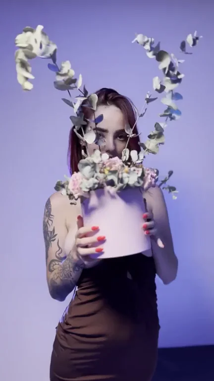 Oops... I meant to show only flowers...