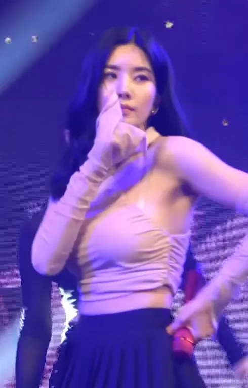 Kwon Eunbi