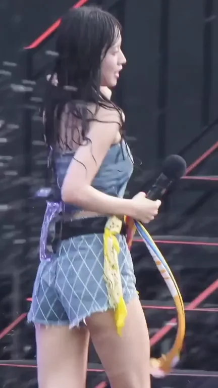 Arin’s Wet Kpop Ass Tease 💦🍑🔥