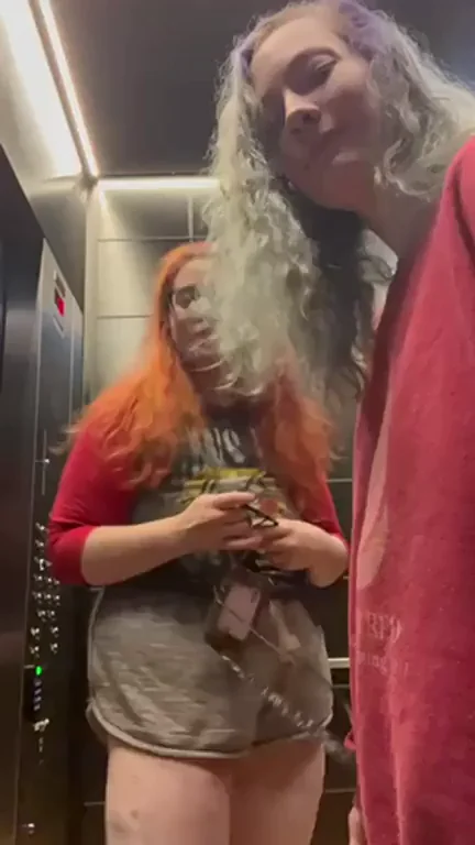 🔥 Elevator Kiss Turns Slutty with Curvy Babes 💋